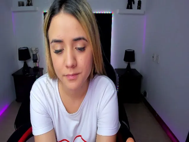 Live sex webcam photo for Taylorrhami #273065007