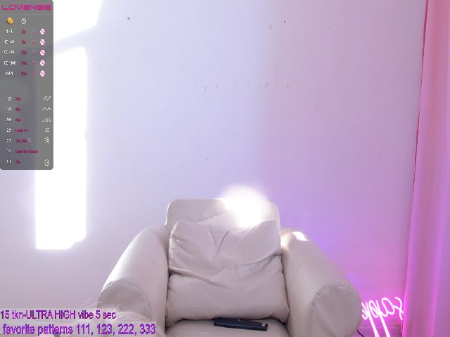 Live sex webcam photo for Teentatalla #274654682
