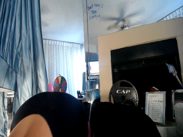 Live sex webcam photo for TemptinDesire #273994623