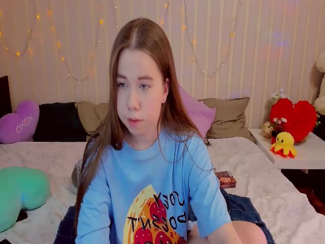 Live sex webcam photo for Tess_Fluffy #272547185