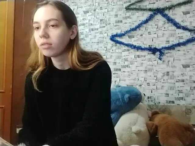 Live sex webcam photo for Tessa005 #271721670