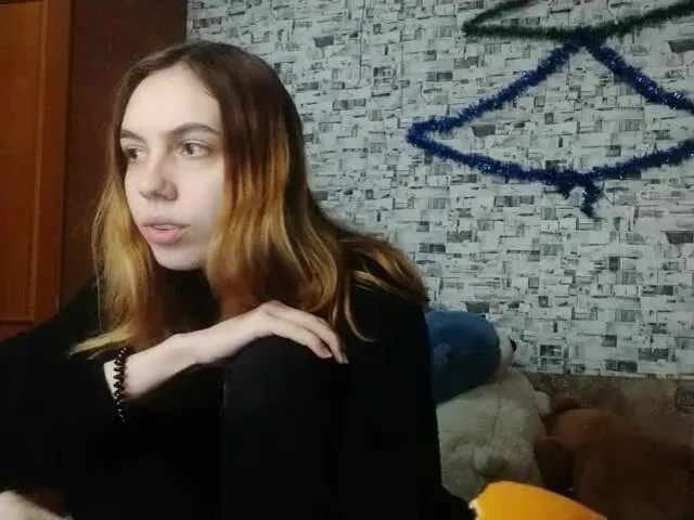 Live sex webcam photo for Tessa005 #271722153