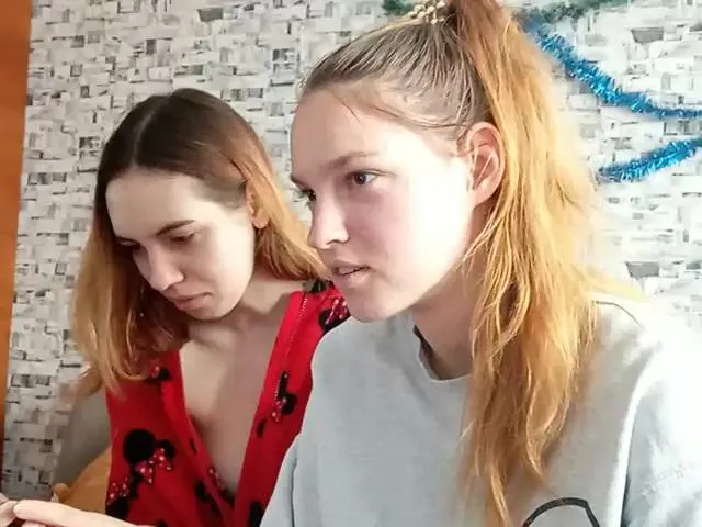Live sex webcam photo for Tessa005 #271746873