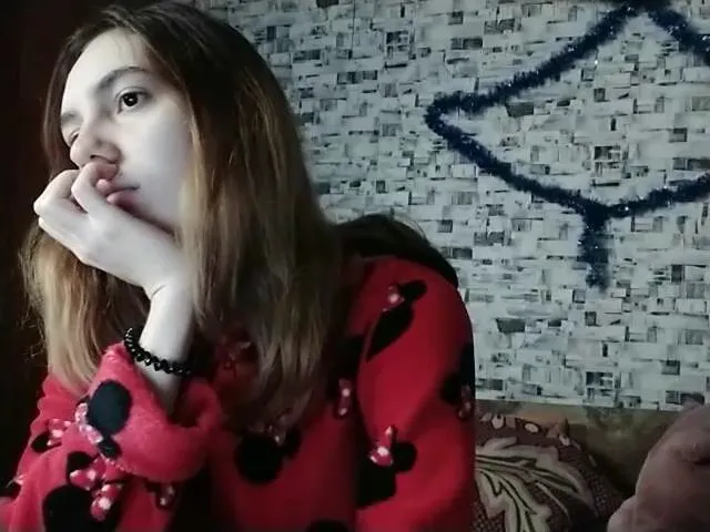 Live sex webcam photo for Tessa005 #271794491
