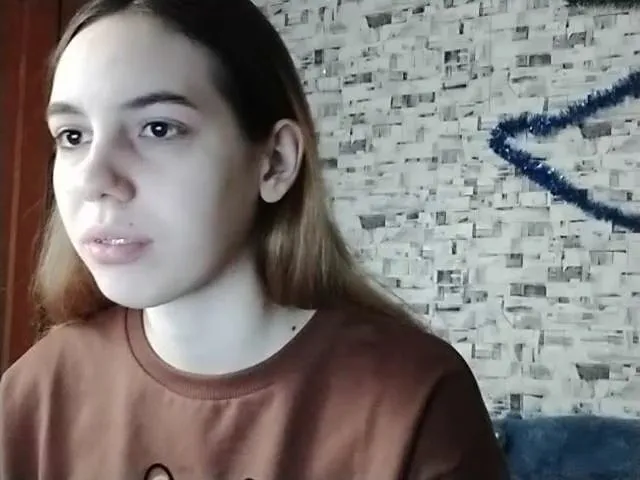 Live sex webcam photo for Tessa005 #271829491