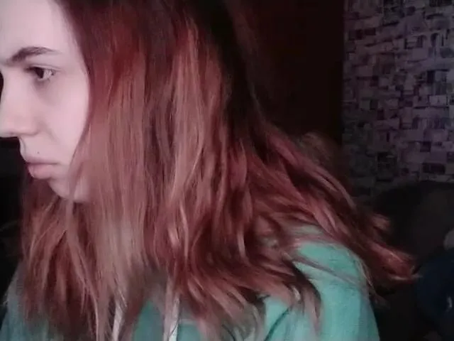 Live sex webcam photo for Tessa005 #271995627