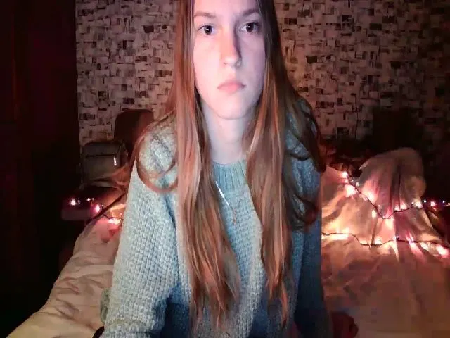 Live sex webcam photo for Tessa005 #272425070