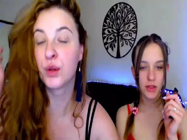 Live sex webcam photo for Tessa_Hot #272109209