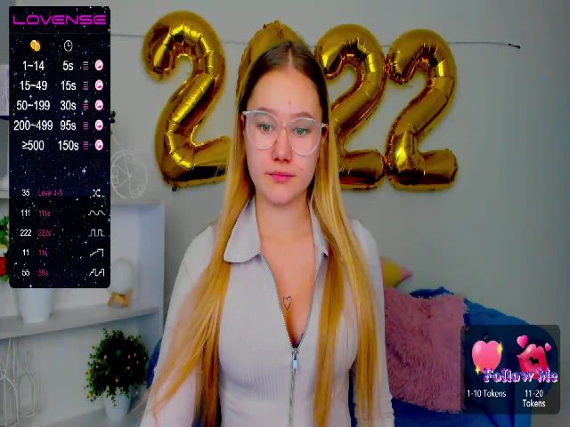 Live sex webcam photo for Teya_Xx #271825554