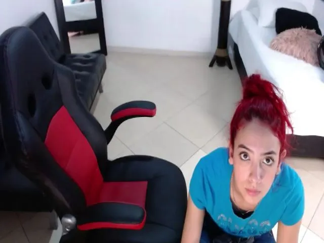 Live sex webcam photo for Thaunhty #271998510