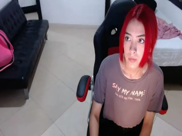 Live sex webcam photo for Thaunhty #273109974