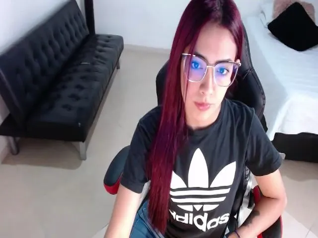 Live sex webcam photo for Thaunhty #274525341