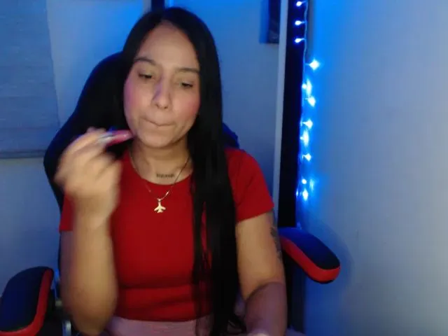Live sex webcam photo for TheLatinBunny #272806053