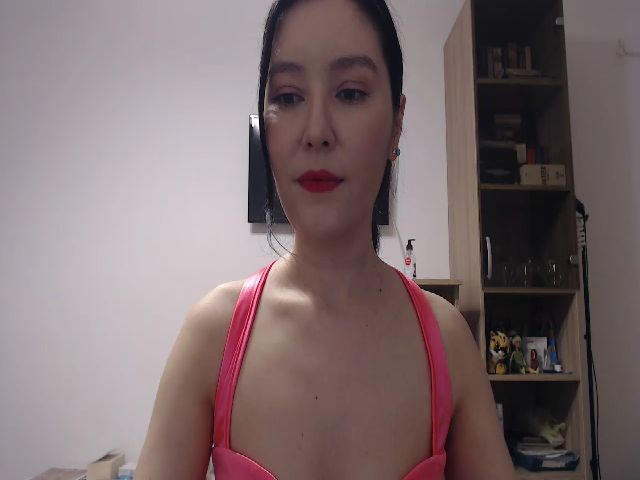 Live sex webcam photo for TheMorrigan_ #272964808