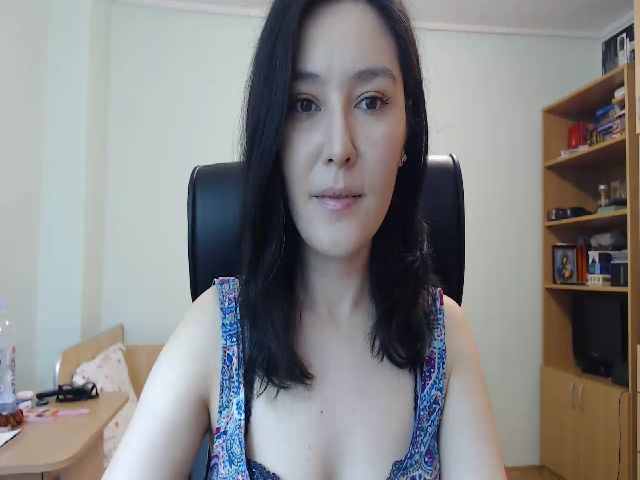 Live sex webcam photo for TheMorrigan_ #273372962