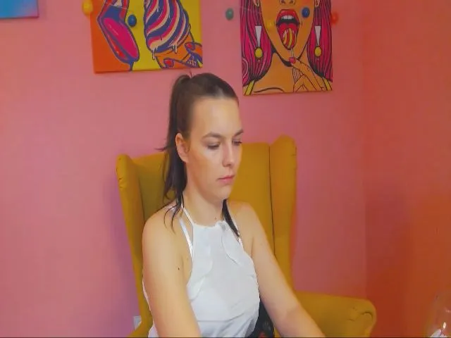 Live sex webcam photo for Thia007 #272341570