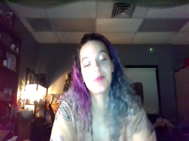 Live sex webcam photo for ThickyNikki7 #272836530