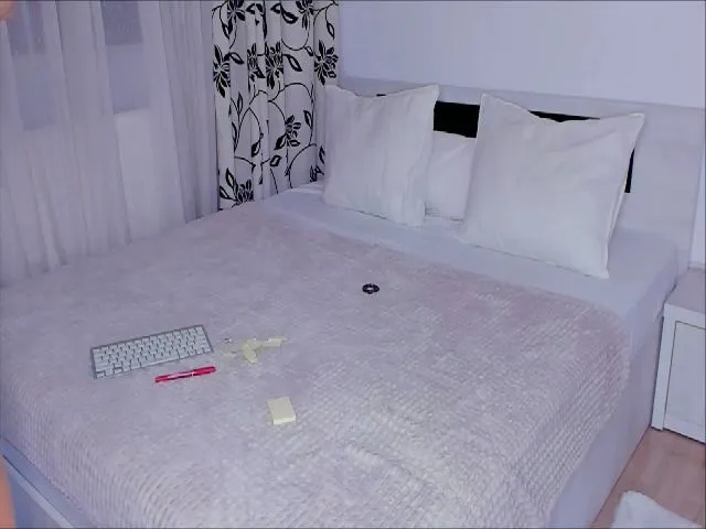 Live sex webcam photo for TifaLockhartt #273382842