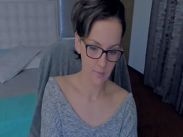 Live sex webcam photo for TiffanyRioxxx #271714339