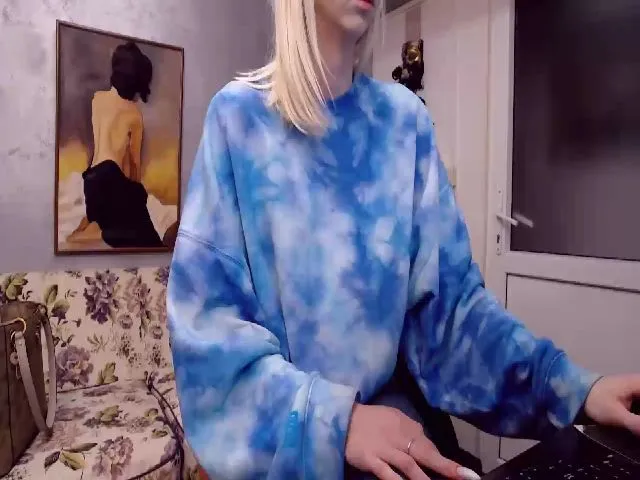 Live sex webcam photo for Tiffany_Joy #272204592