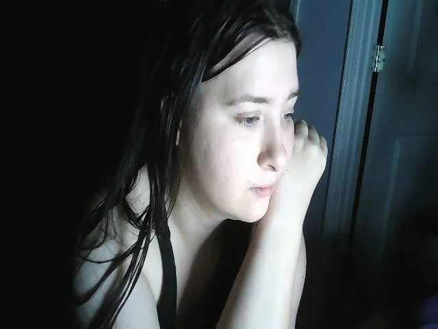 Live sex webcam photo for TiffiCakes21 #272235283