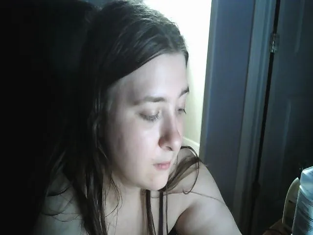 Live sex webcam photo for TiffiCakes21 #273414153