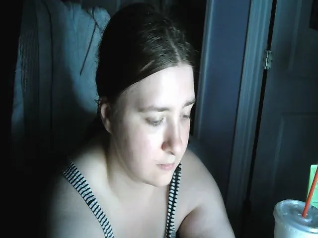 Live sex webcam photo for TiffiCakes21 #273588893