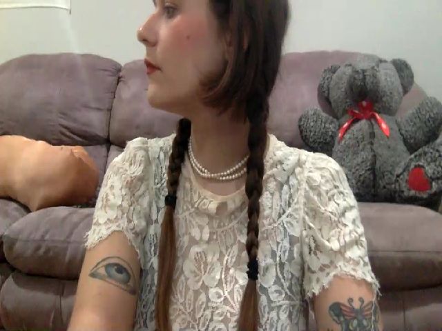 Live sex webcam photo for Tigerlily228 #273771820