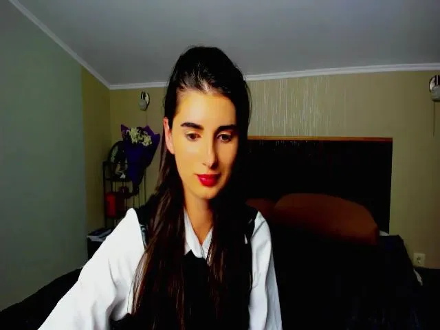 Live sex webcam photo for TinaBeckham #274169684