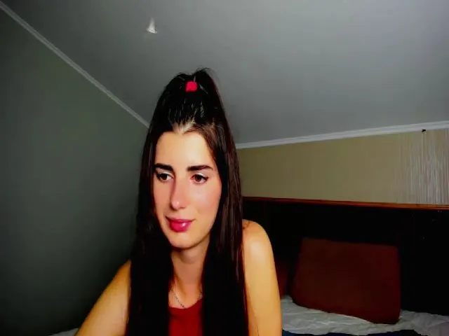 Live sex webcam photo for TinaBeckham #274456652
