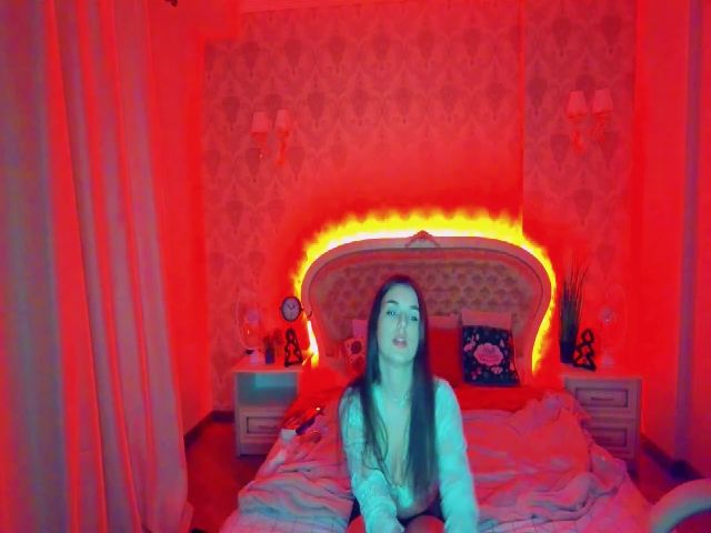 Live sex webcam photo for TinaNeal #272001996