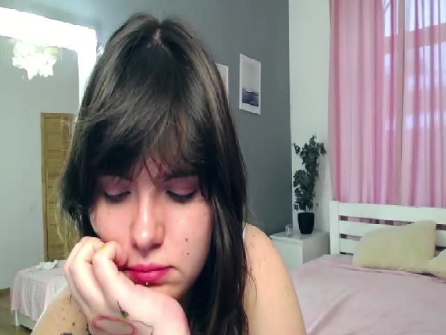 Live sex webcam photo for TinaTomson #272328814