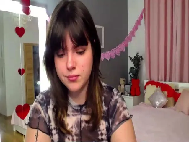 Live sex webcam photo for TinaTomson #272454570