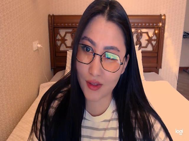 Live sex webcam photo for Tokyotease01 #272825560