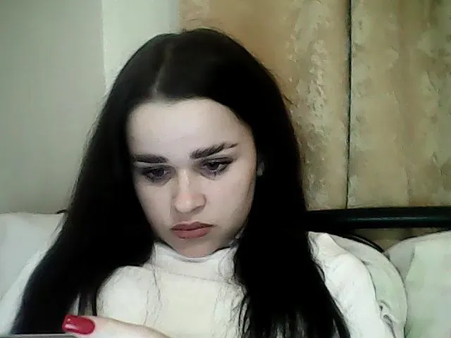 Live sex webcam photo for TomaMur #272399510