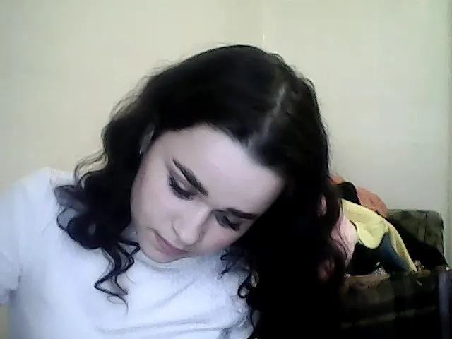 Live sex webcam photo for TomaMur #272450702