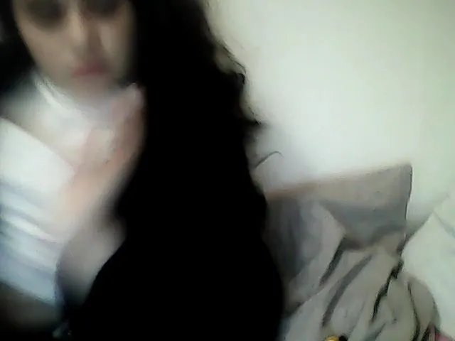 Live sex webcam photo for TomaMur #272451478