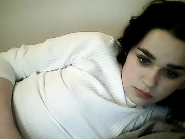 Live sex webcam photo for TomaMur #272451753