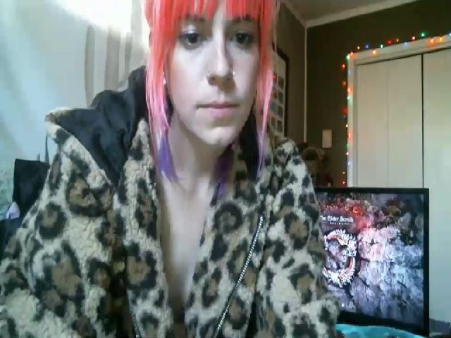 Live sex webcam photo for TrashQueen420 #272812617