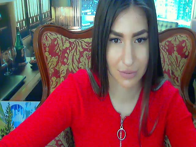 Live sex webcam photo for Trinny_Love #272526552