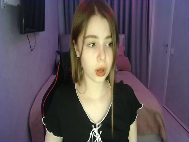 Live sex webcam photo for TriplePrinces #272056097