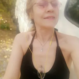 Live sex webcam photo for Trisharra #290363537