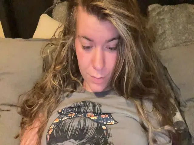 Live sex webcam photo for Trixiegirl3 #272959640