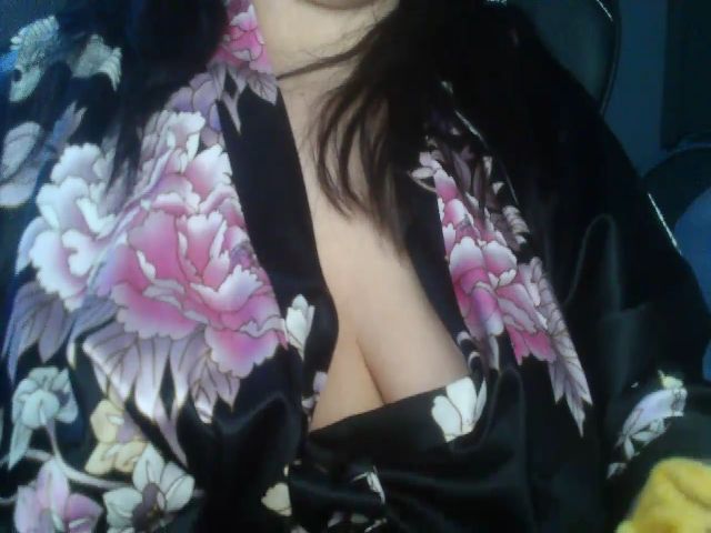 Live sex webcam photo for TrixywBigTits #273548864