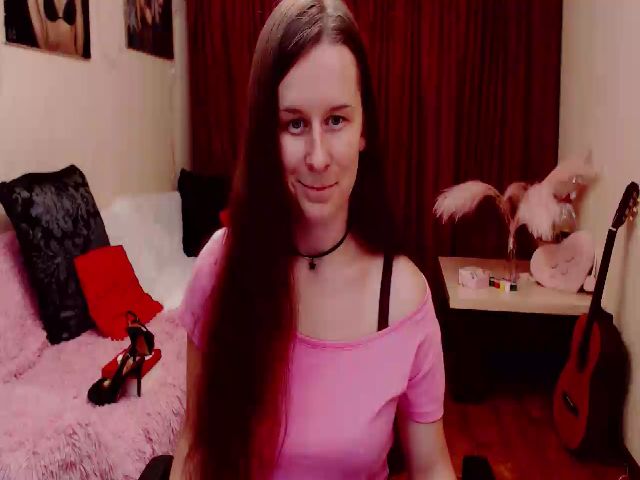 Live sex webcam photo for Tukutie #274237127