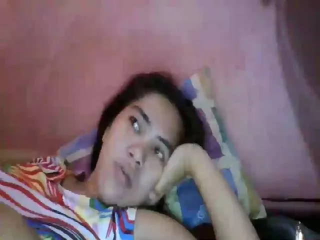 Live sex webcam photo for TulipBhabes #272090735