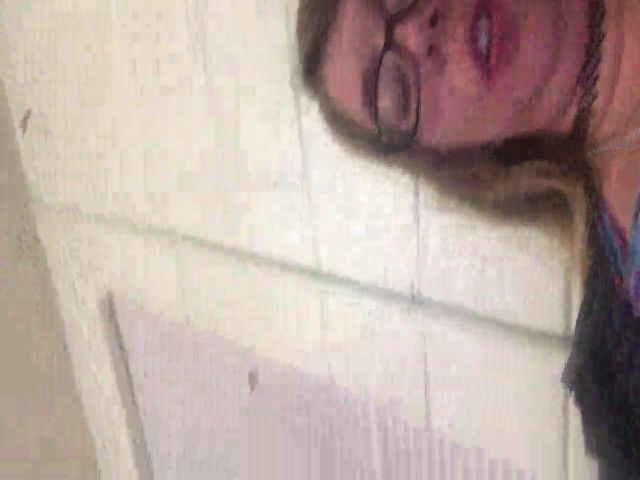 Live sex webcam photo for TxBabyGurl #271857227