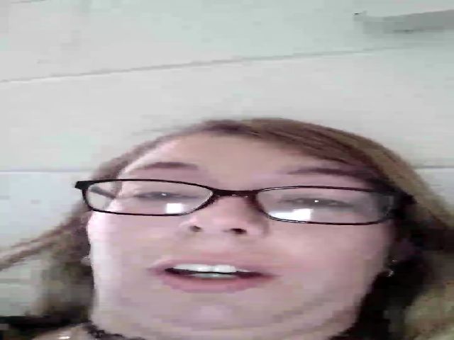 Live sex webcam photo for TxBabyGurl #271867028