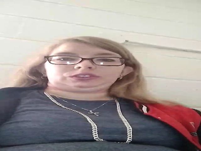 Live sex webcam photo for TxBabyGurl #272011346