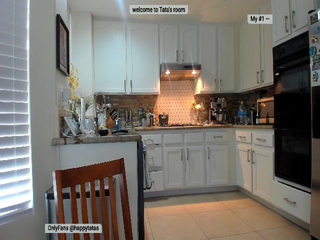 Live sex webcam photo for TyleyCriss #274193352